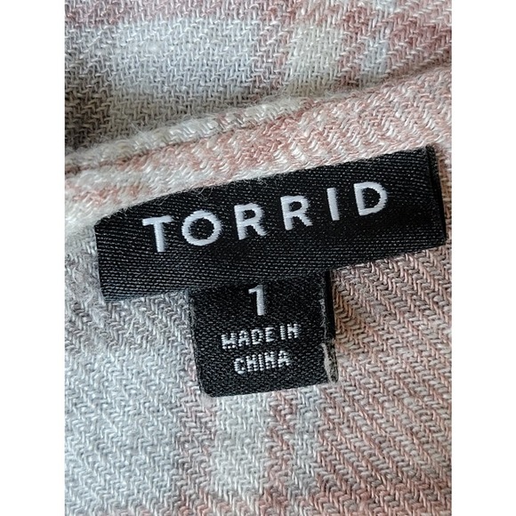 Torrid Womens Abbey‎ Woven Textured Plaid Button Back Top Size 1x Pink Grey - Picture 8 of 10